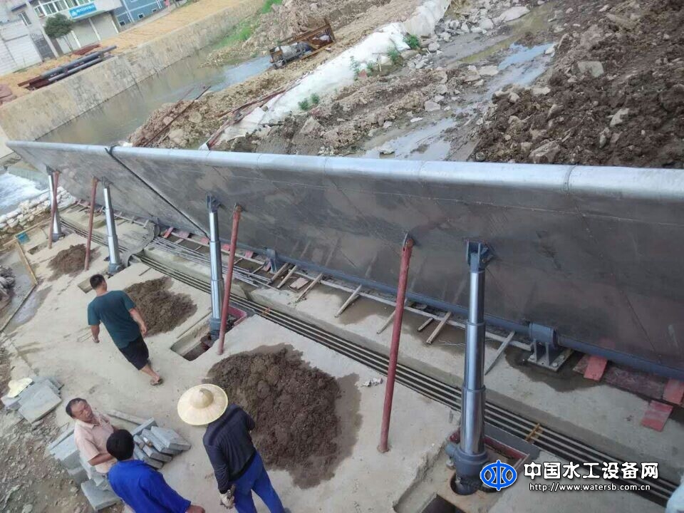 节能型自由升降式拦河储水泄洪坝